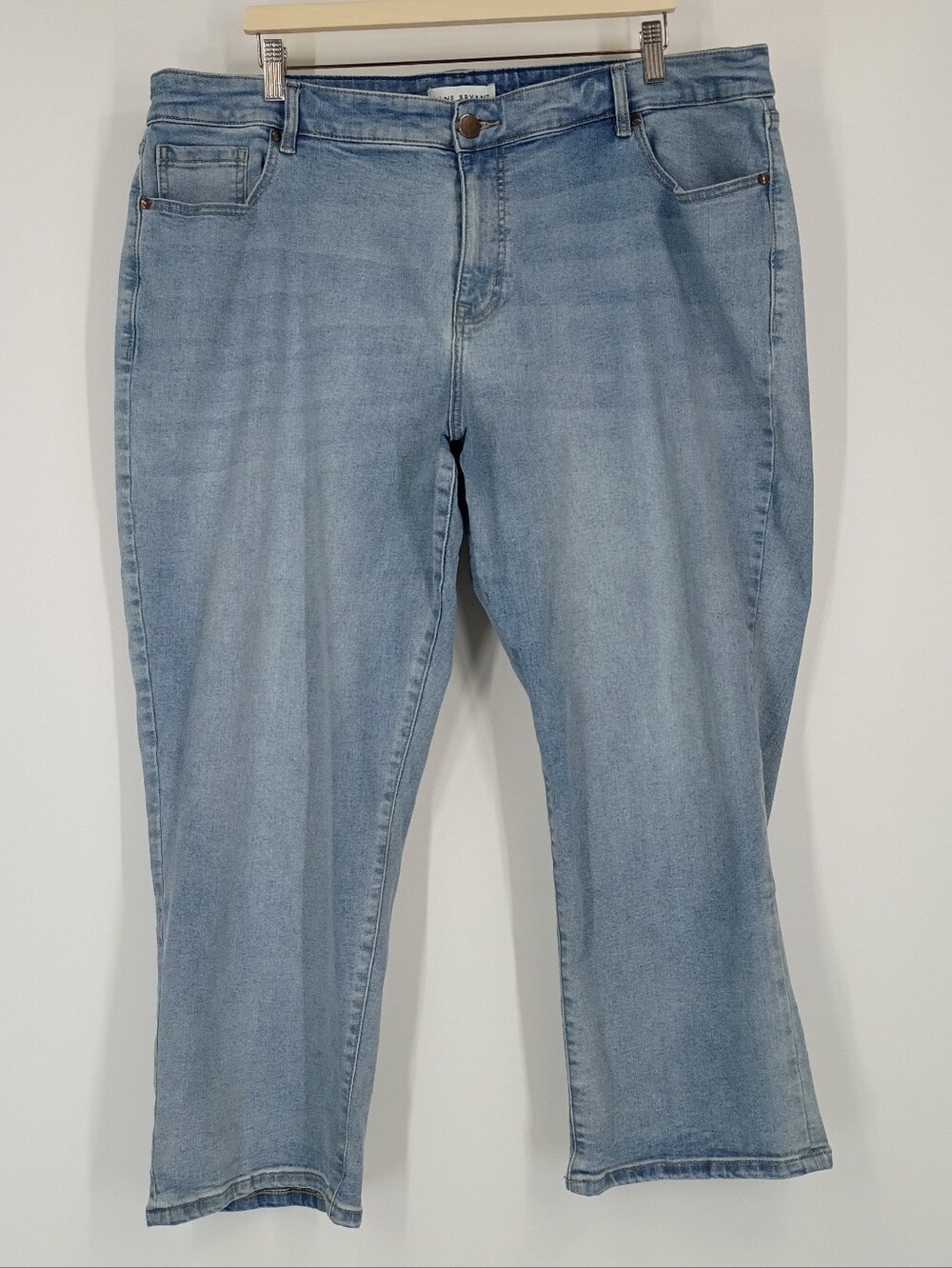 Lane Bryant Mid Rise Boyfriend Capri Jeans